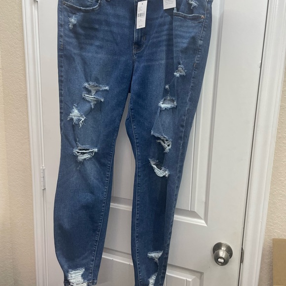 Lane Bryant Signature Fit Skinny Jean - Destructed Medium Wash Size 16W - Picture 3 of 11
